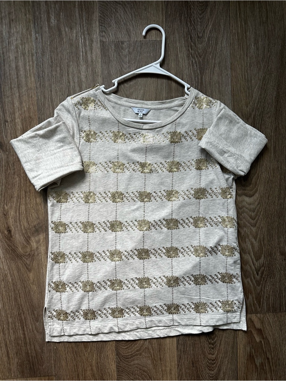 crown & ivy Sequin Blouse Size S Cream Gold Grid Sparkle Holiday Top Long Sleeve